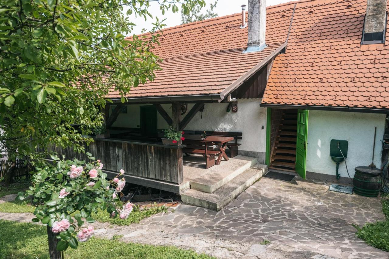 Apartmani Etno Kuca Pod Okicem Samobor Buitenkant foto