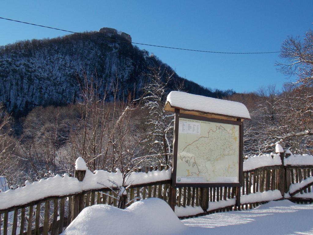 Apartmani Etno Kuca Pod Okicem Samobor Buitenkant foto
